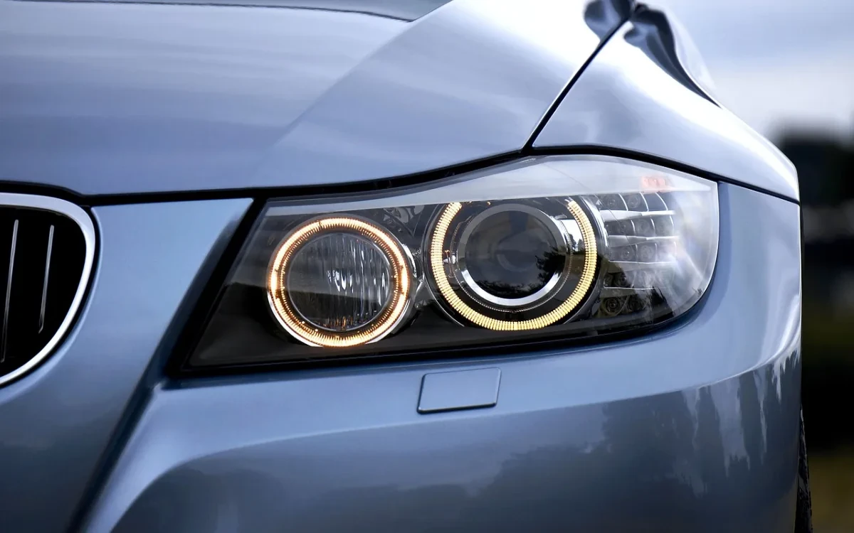 Éclairage économe en énergie dans l'automobile : une révolution technologique pour l'écologie et l'efficacité énergétique
